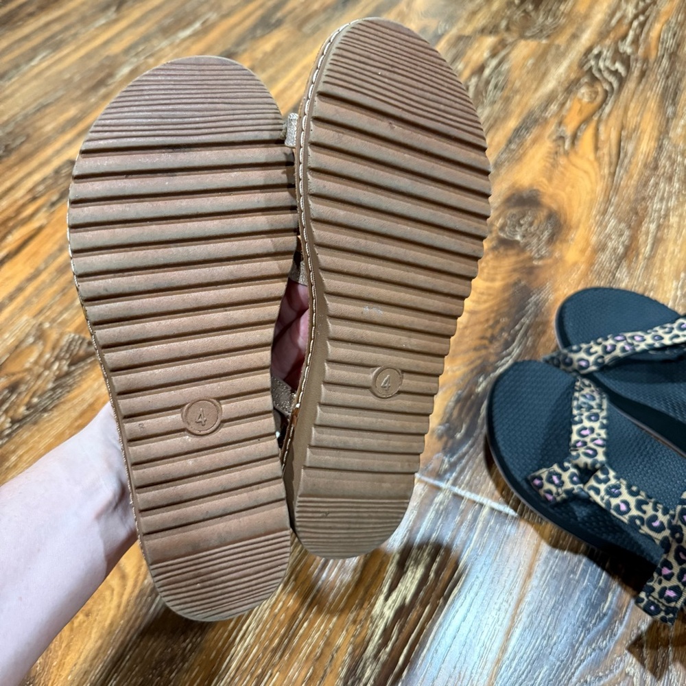 Girls Size 4 Rose Gold Beaded Sandals & Black Leopard-Print Shoes Big Kids - Picture 4 of 6